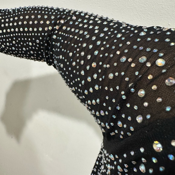 Windsor Black and Silver Embellished Long Sleeve Bodycon Dress NWT - Picture 7 of 8